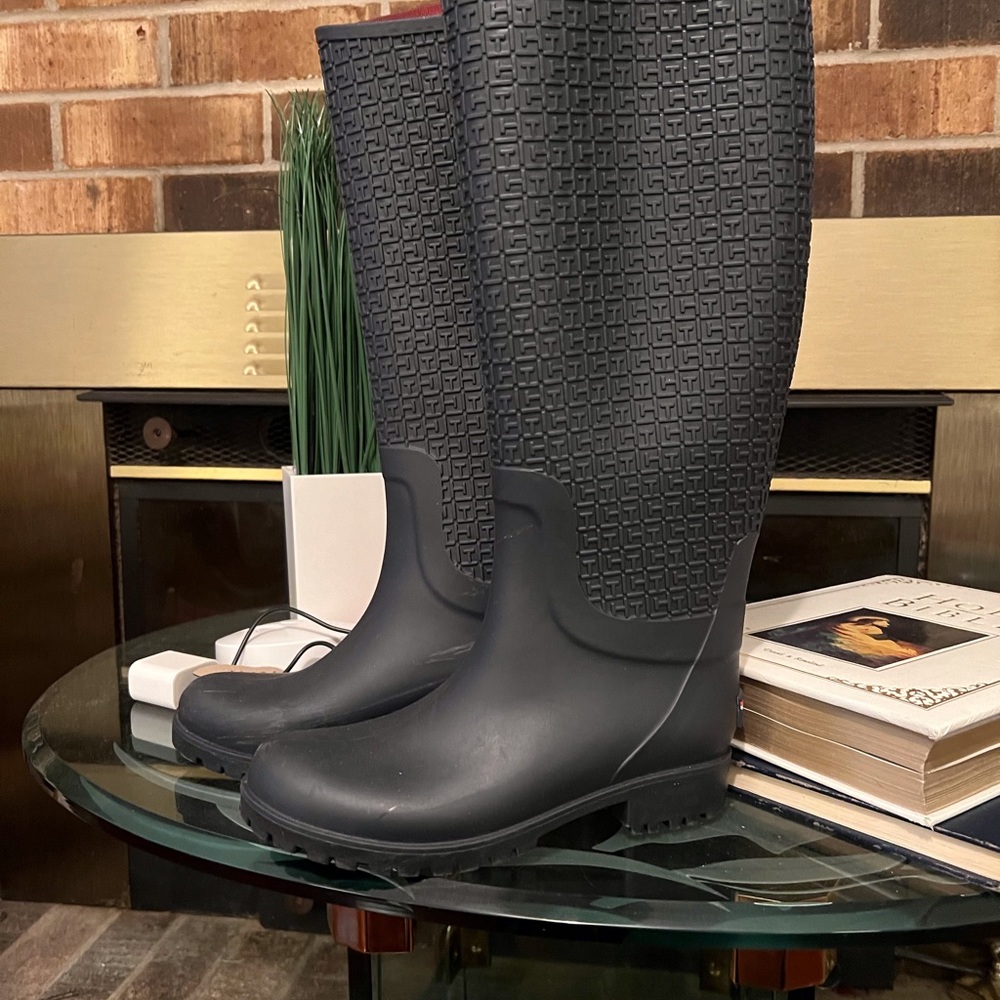 Rain boots